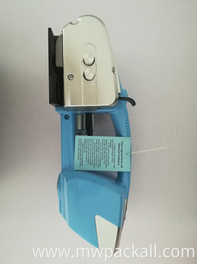 Hand held banding machine/battery strapping tool